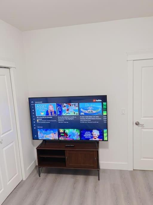 Si & Daniel Home Near Yvr Airport & Skytrain Separate Entry Free Parking Richmond Exterior foto